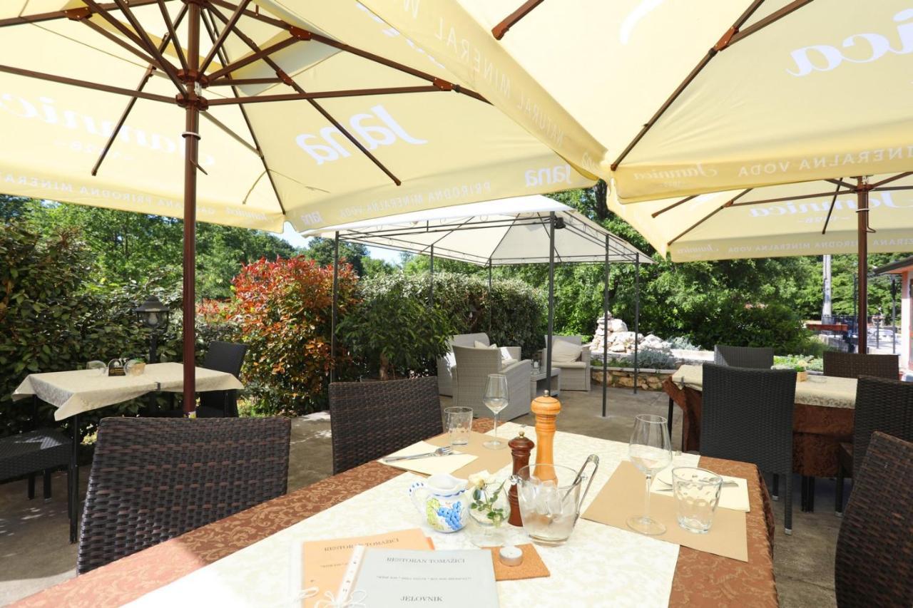 Hotel Tomazici Santalezi エクステリア 写真